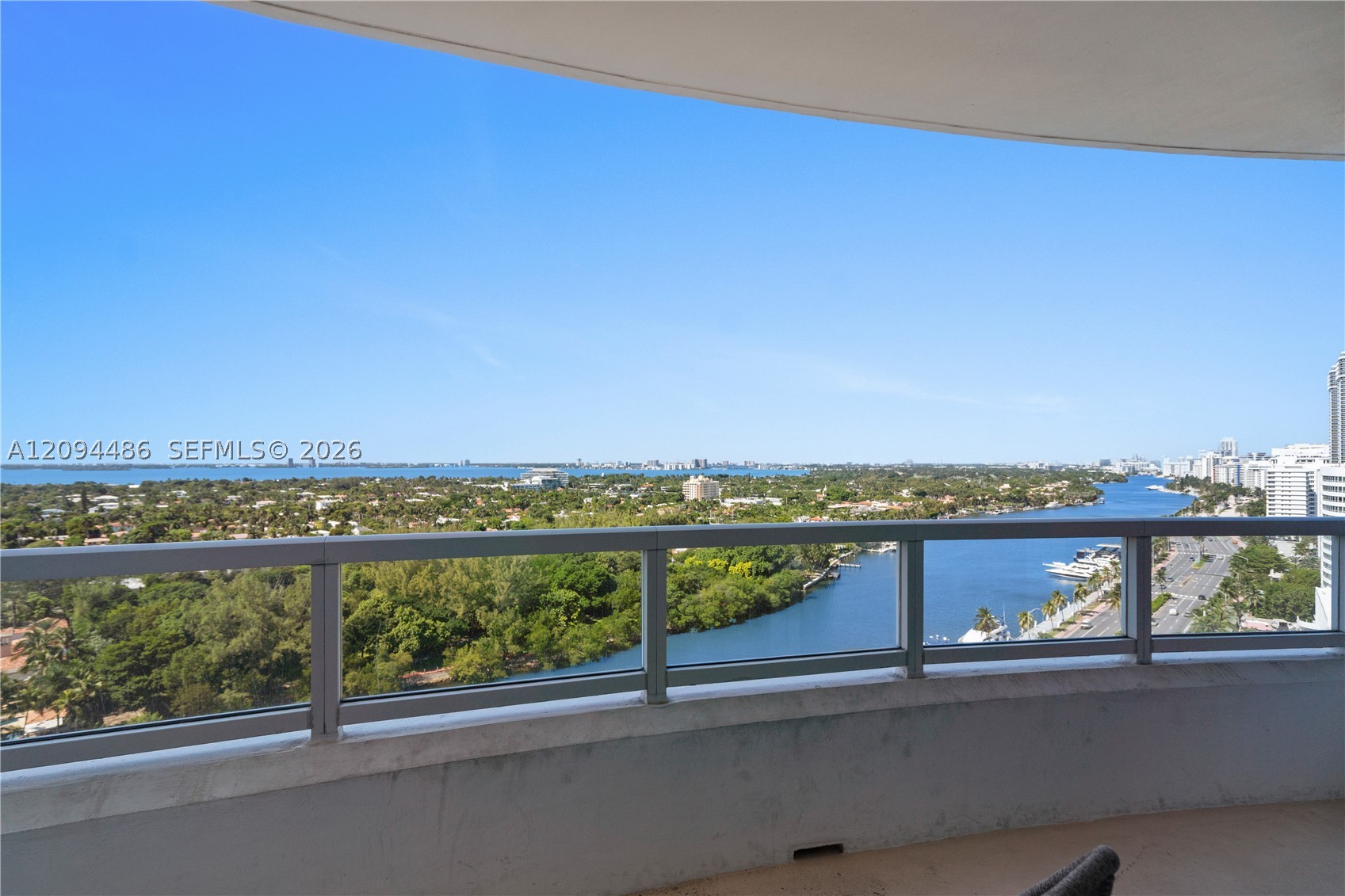 4401 Collins Ave #1815, Miami Beach FL 33140