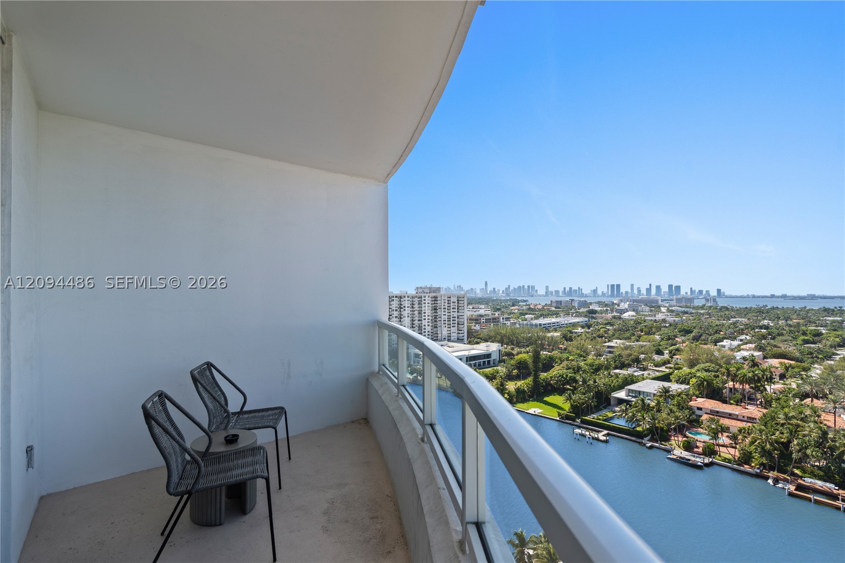 4401 Collins Ave #1815, Miami Beach FL 33140