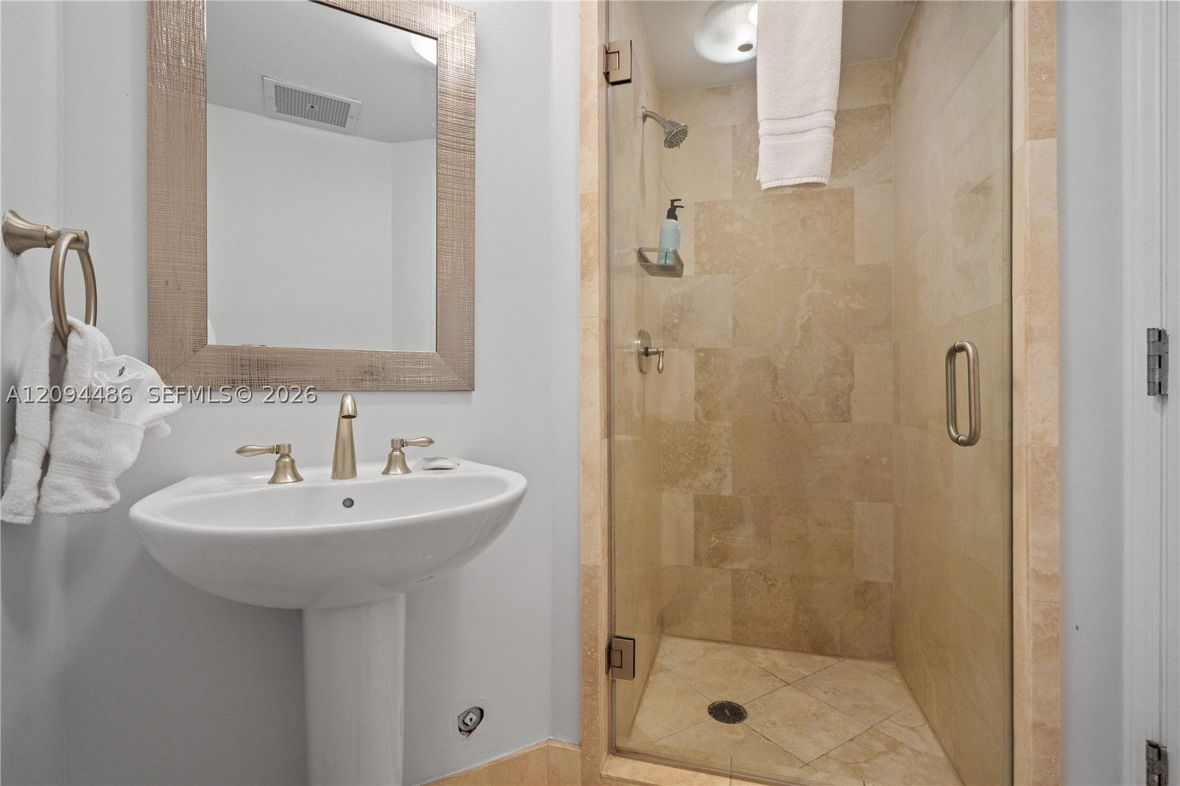 4401 Collins Ave #1815, Miami Beach FL 33140