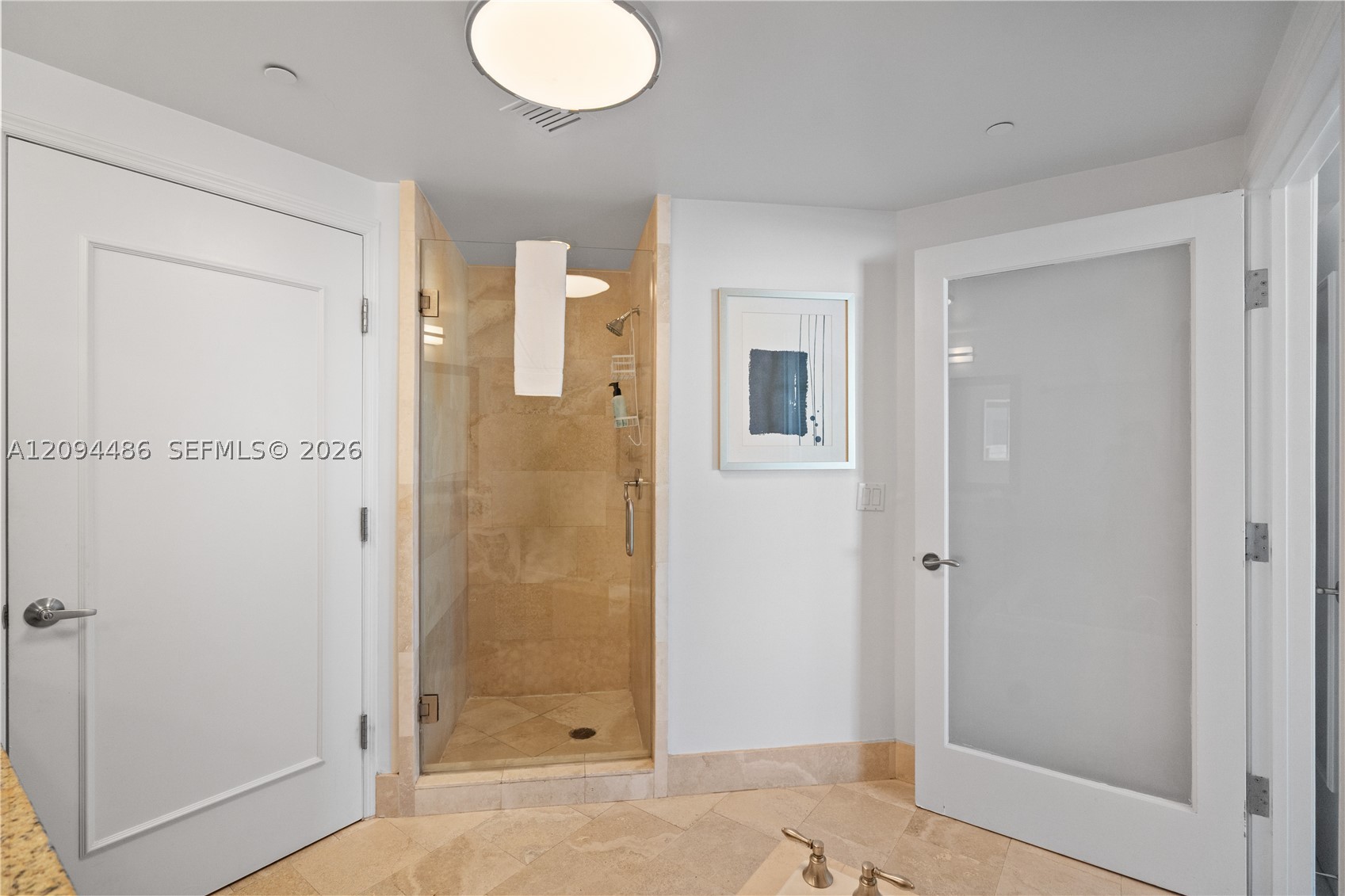 4401 Collins Ave #1815, Miami Beach FL 33140