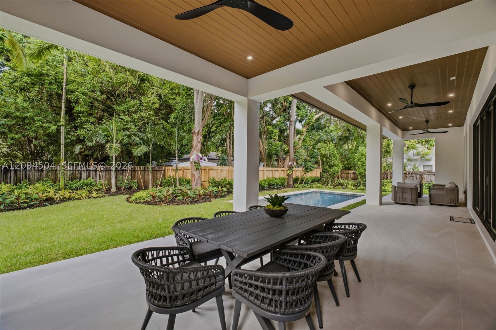 6255 SW 69th St, South Miami FL 33143