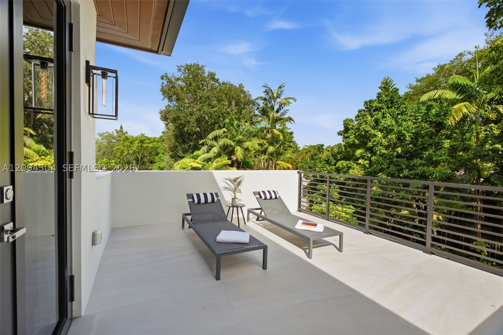 6255 SW 69th St, South Miami FL 33143