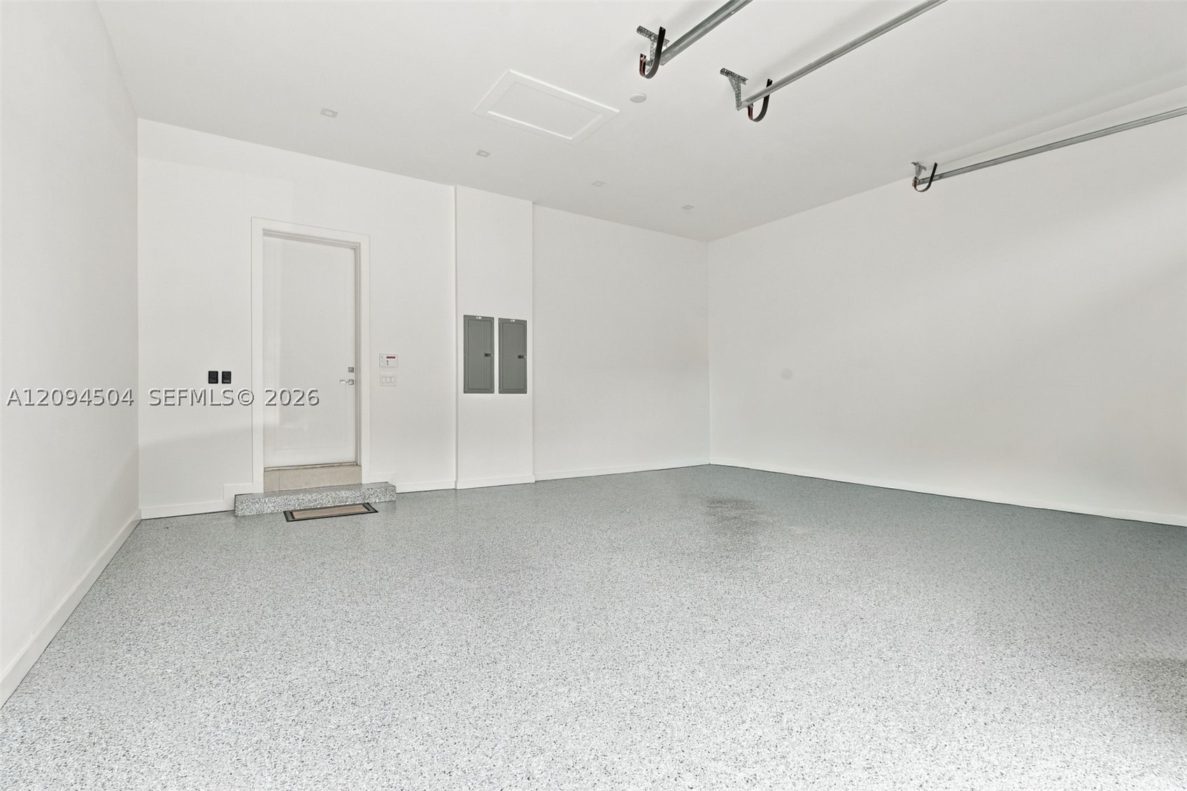 6255 SW 69th St, South Miami FL 33143