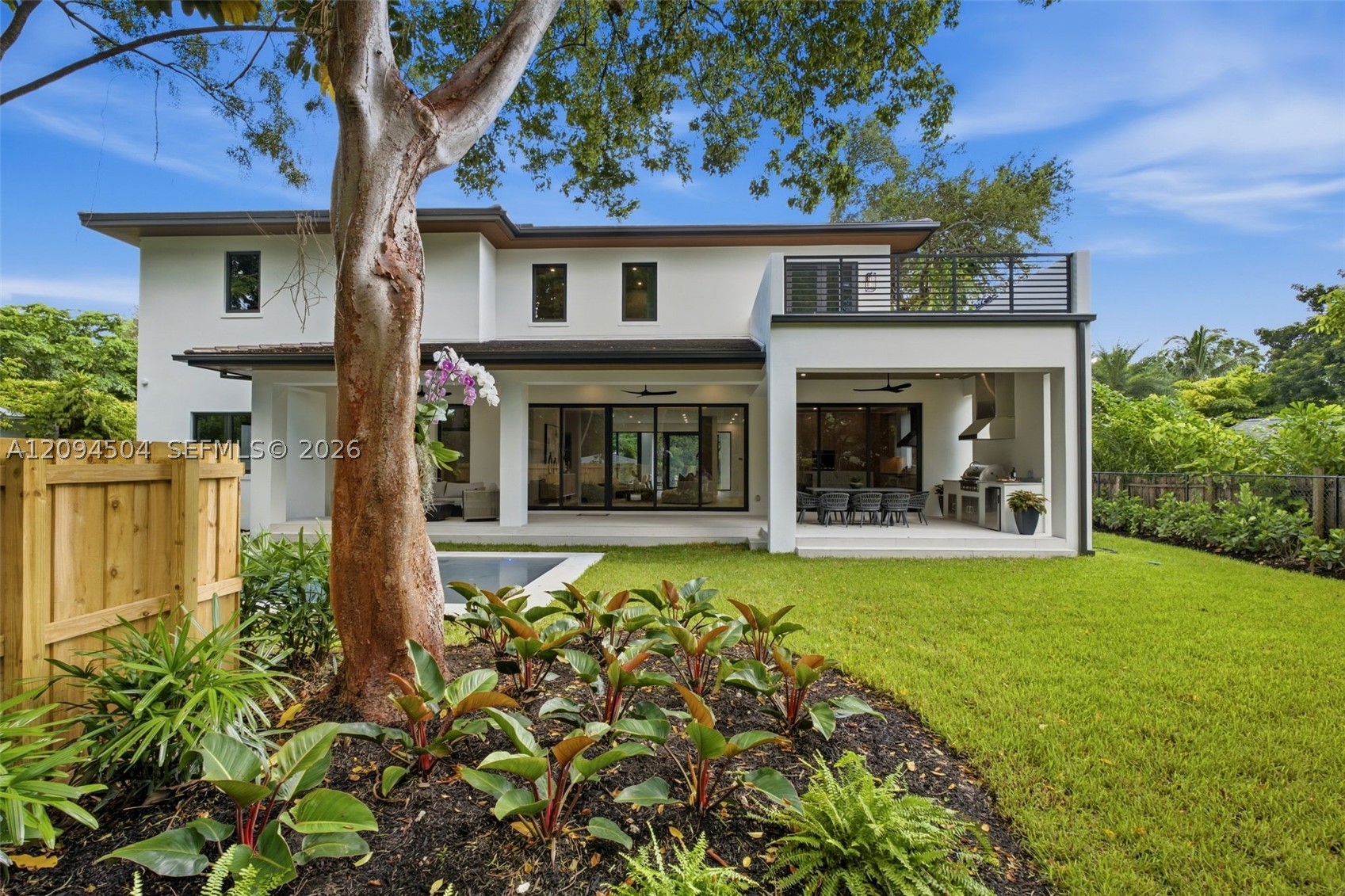 6255 SW 69th St, South Miami FL 33143