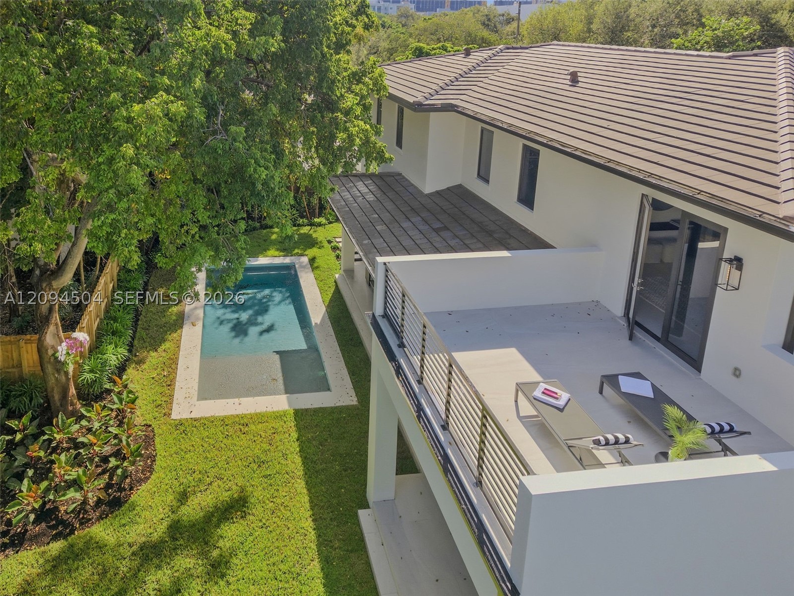 6255 SW 69th St, South Miami FL 33143