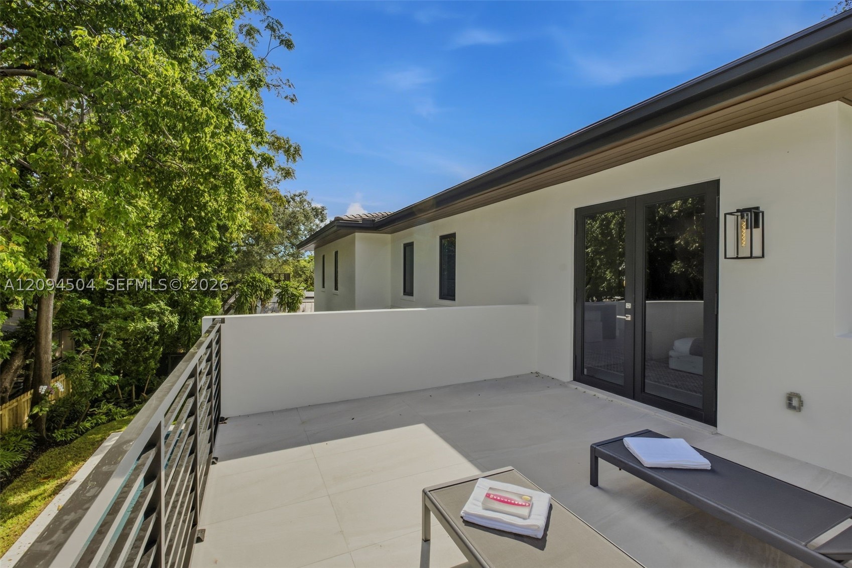 6255 SW 69th St, South Miami FL 33143