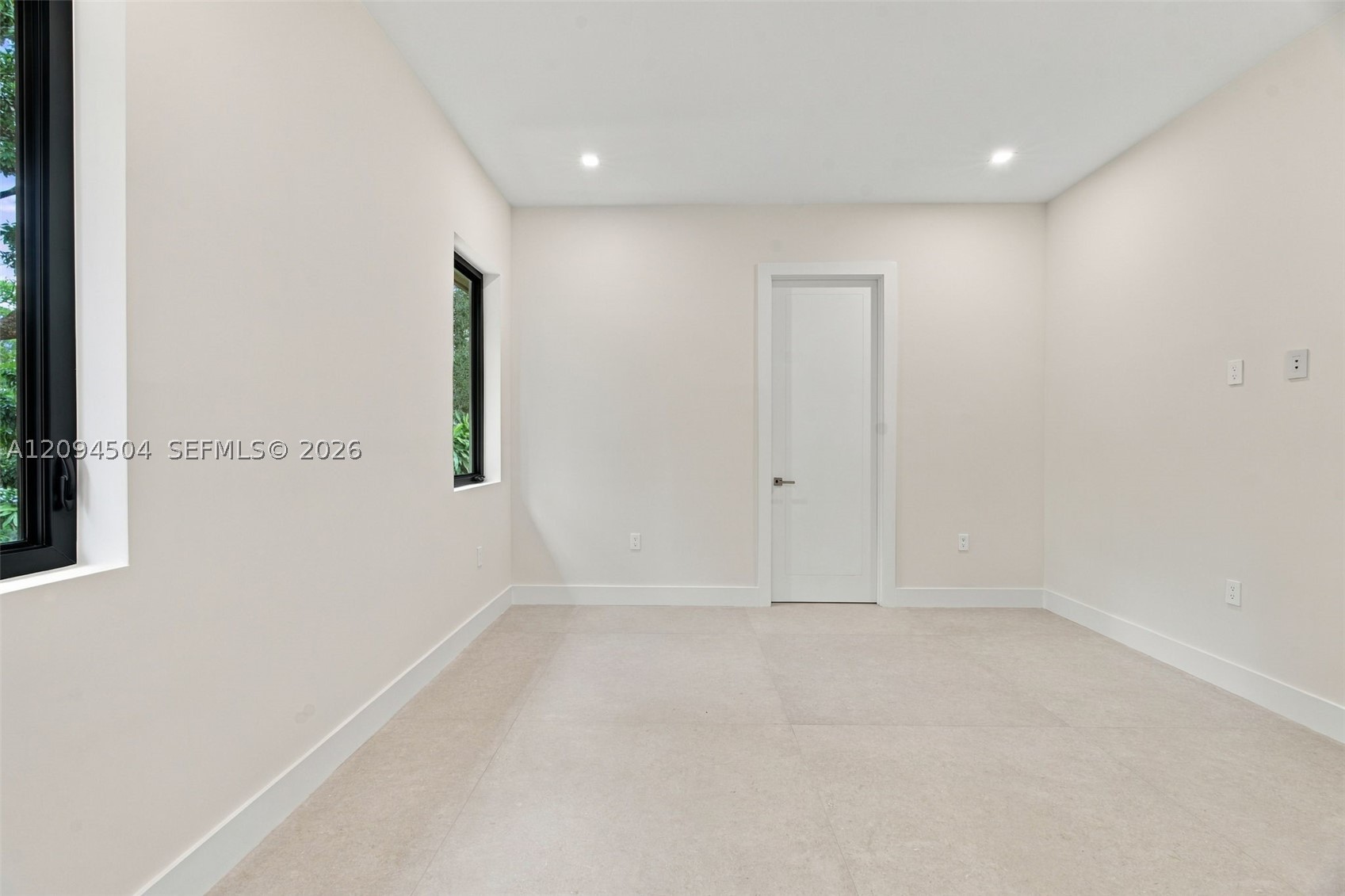 6255 SW 69th St, South Miami FL 33143