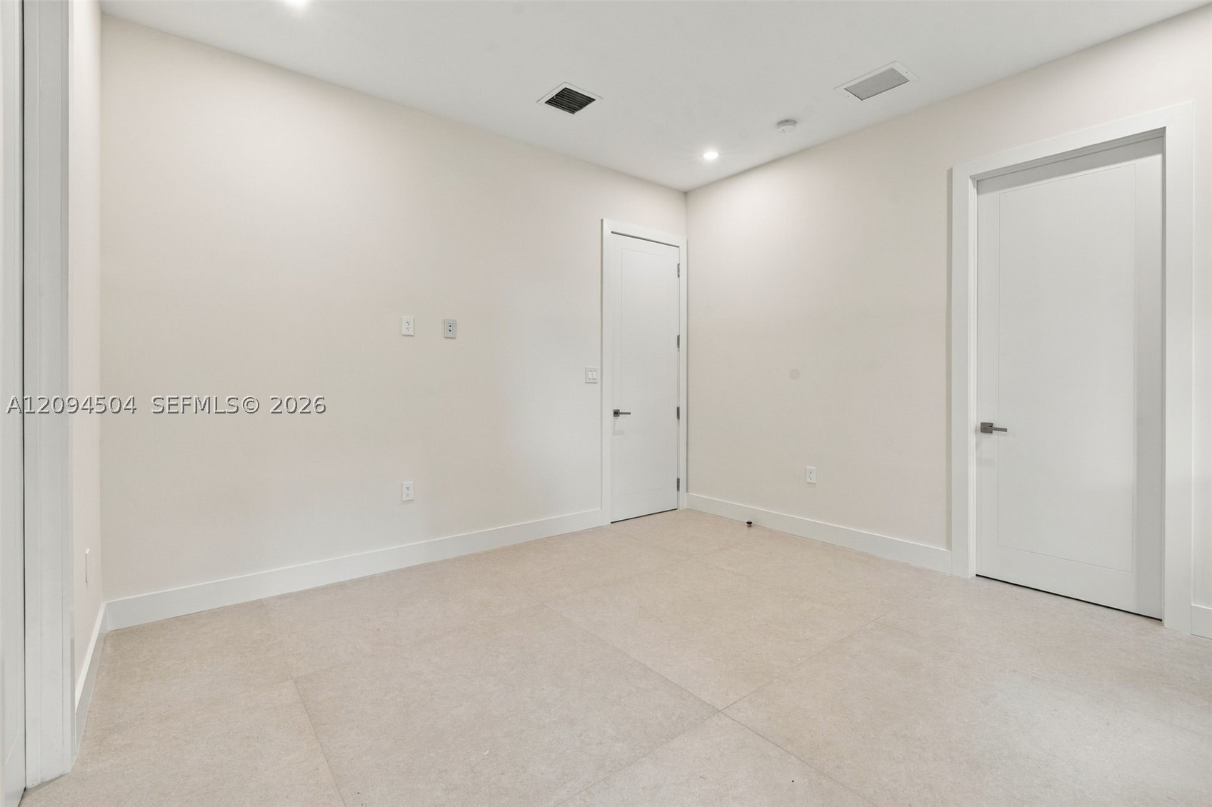 6255 SW 69th St, South Miami FL 33143