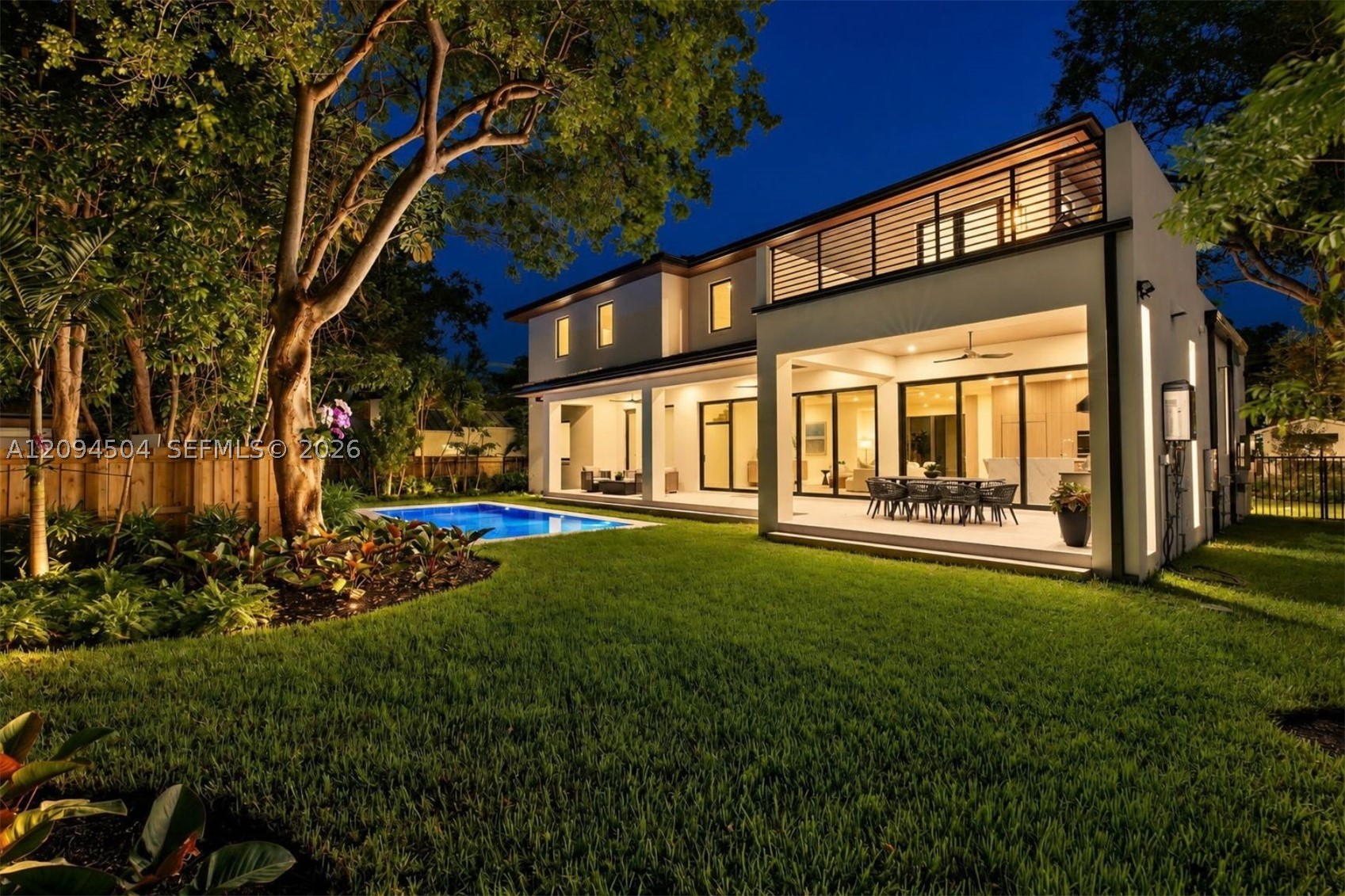 6255 SW 69th St, South Miami FL 33143