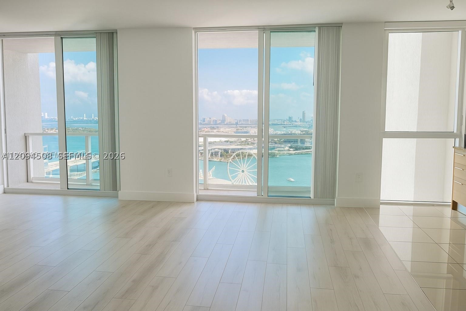 253 NE 2nd St #3307, Miami FL 33132