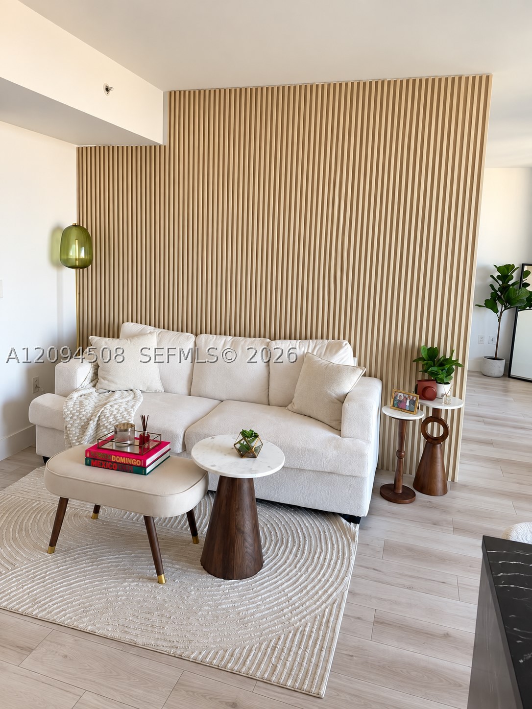 253 NE 2nd St #3307, Miami FL 33132