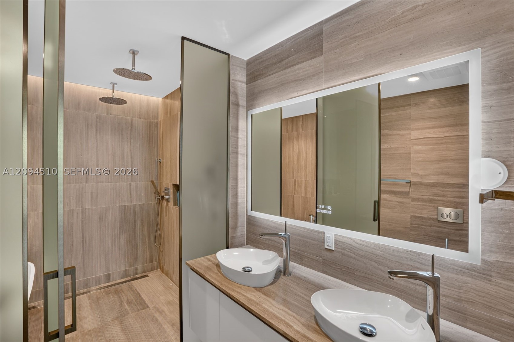 5775 Collins Ave #705, Miami Beach FL 33140