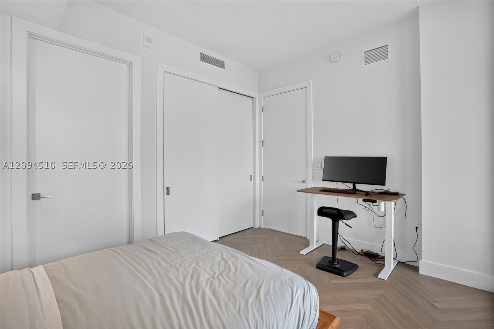 5775 Collins Ave #705, Miami Beach FL 33140