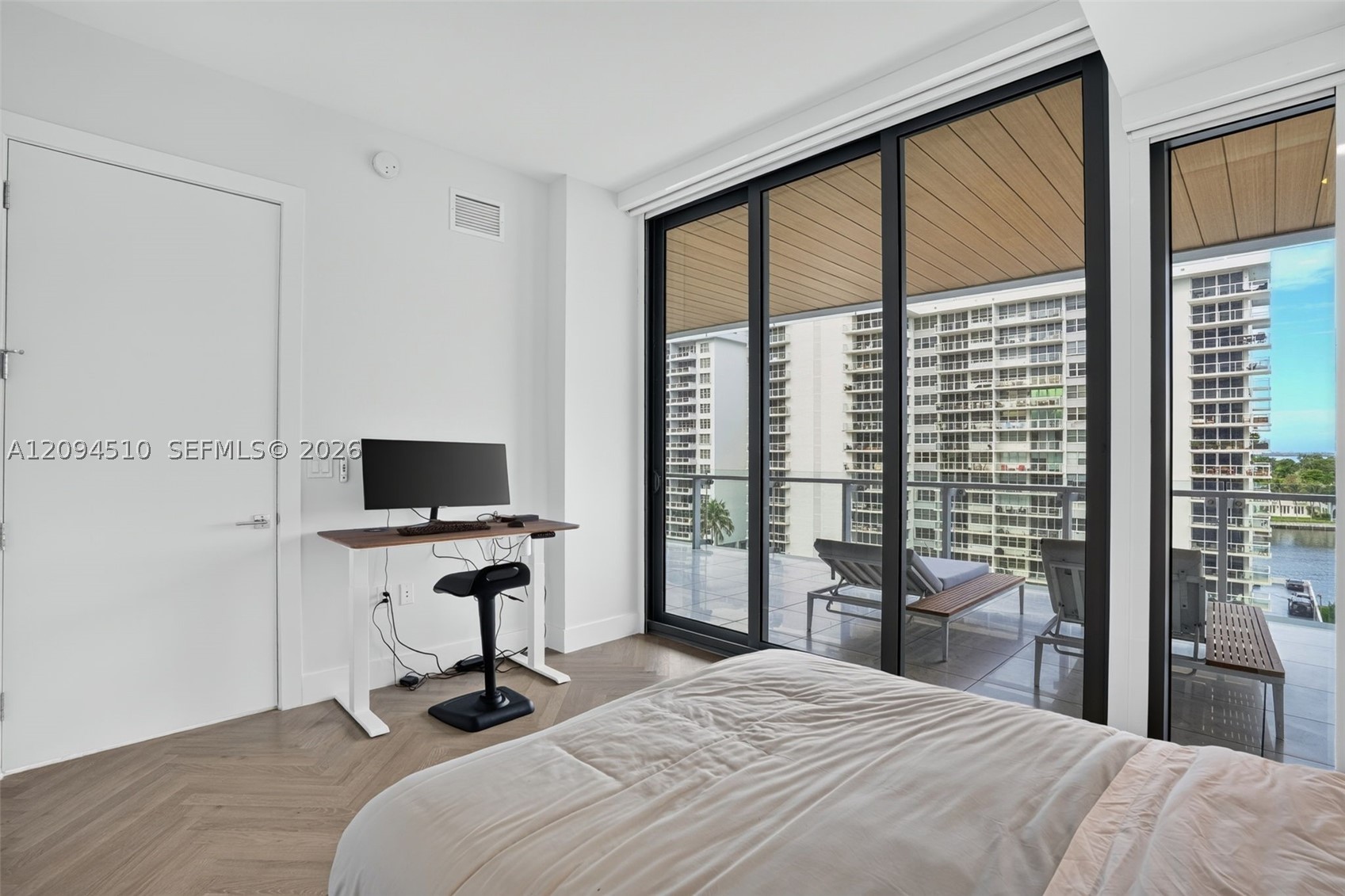 5775 Collins Ave #705, Miami Beach FL 33140