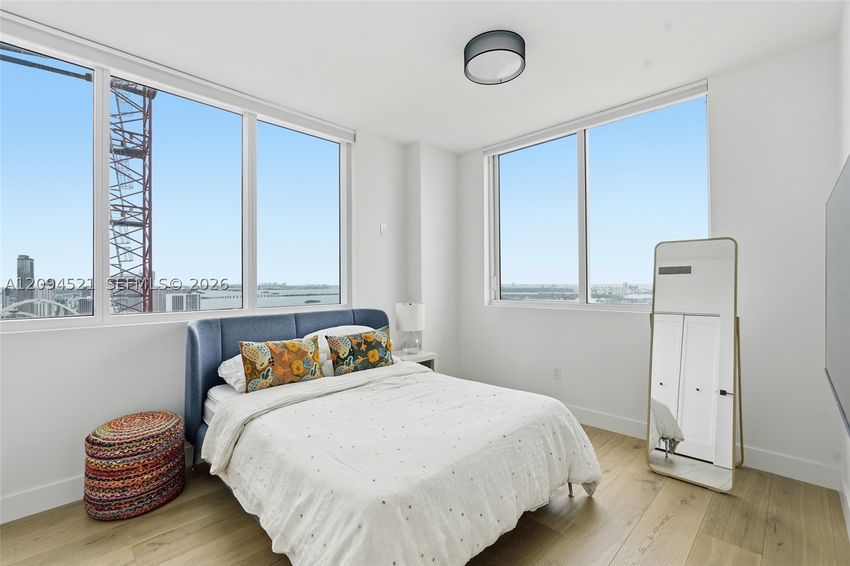 244 Biscayne Blvd #4103, Miami FL 33132