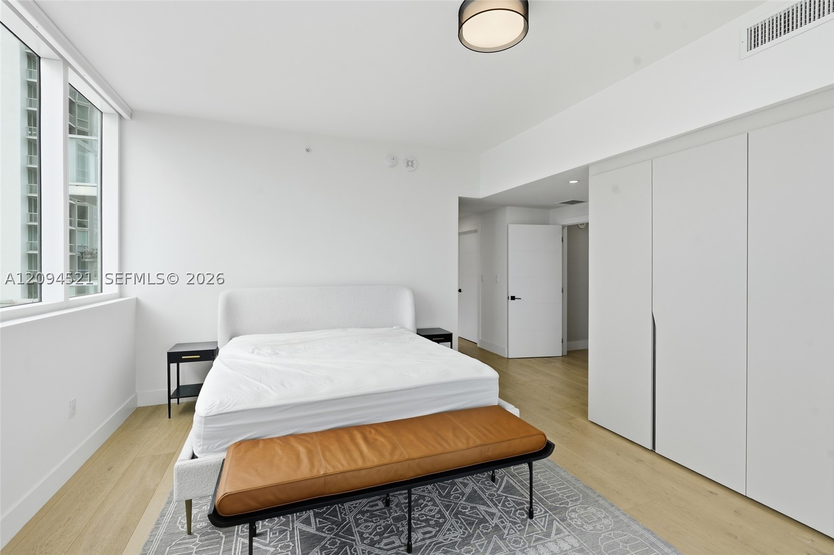 244 Biscayne Blvd #4103, Miami FL 33132