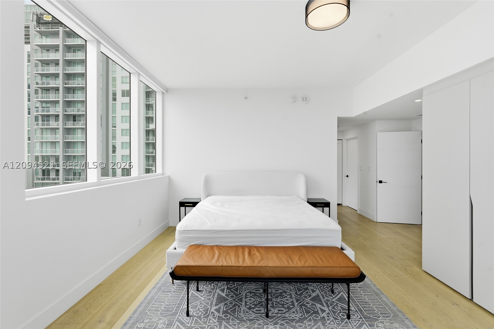 244 Biscayne Blvd #4103, Miami FL 33132