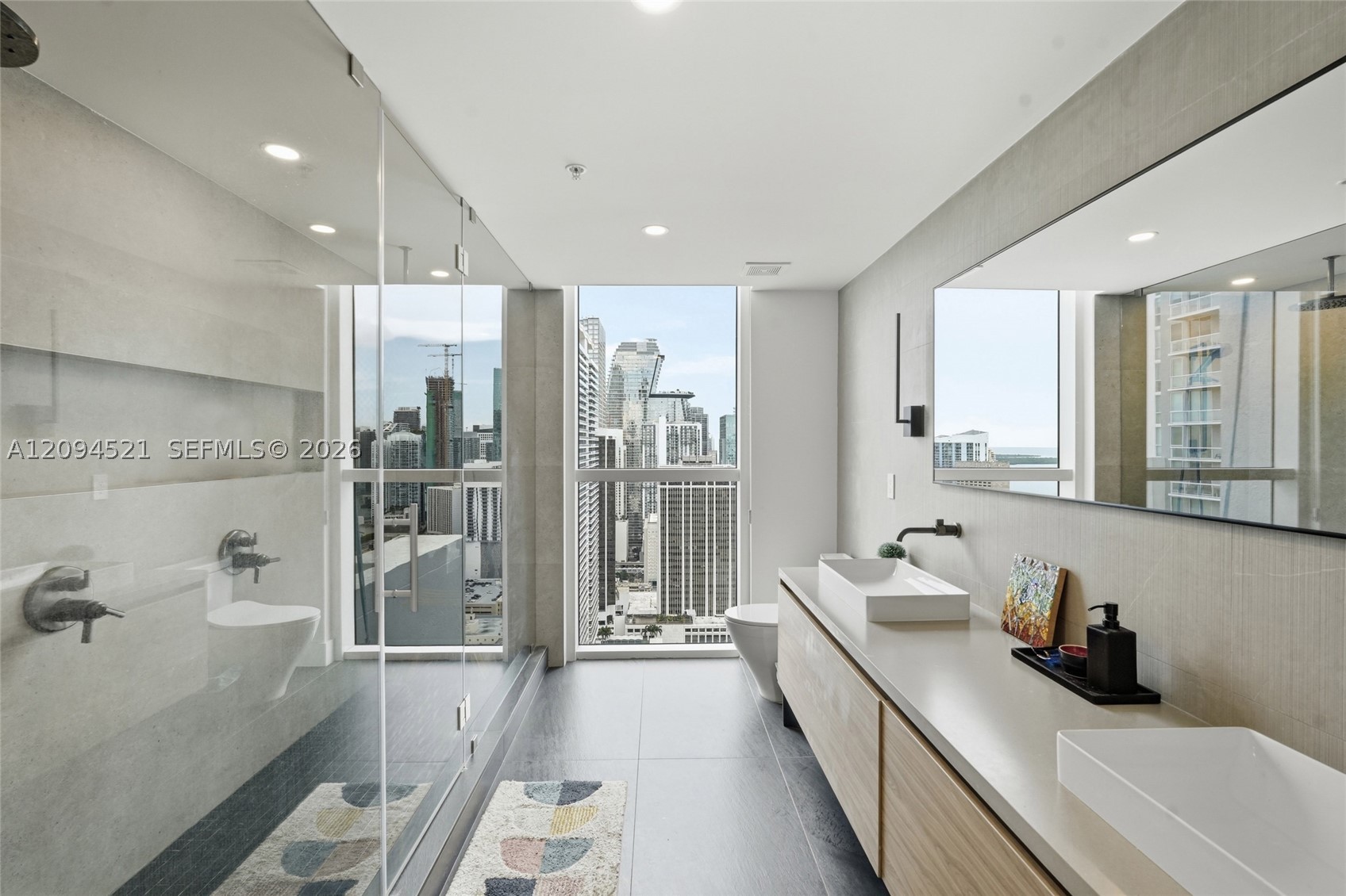 244 Biscayne Blvd #4103, Miami FL 33132