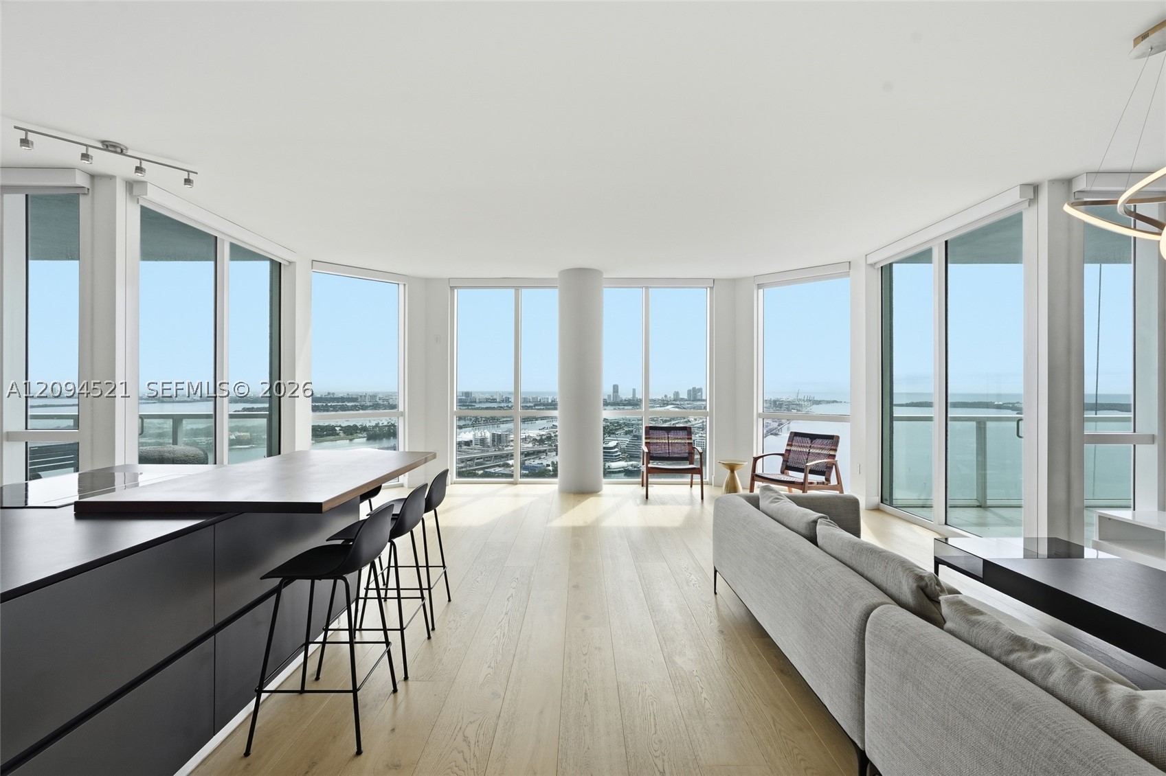 244 Biscayne Blvd #4103, Miami FL 33132