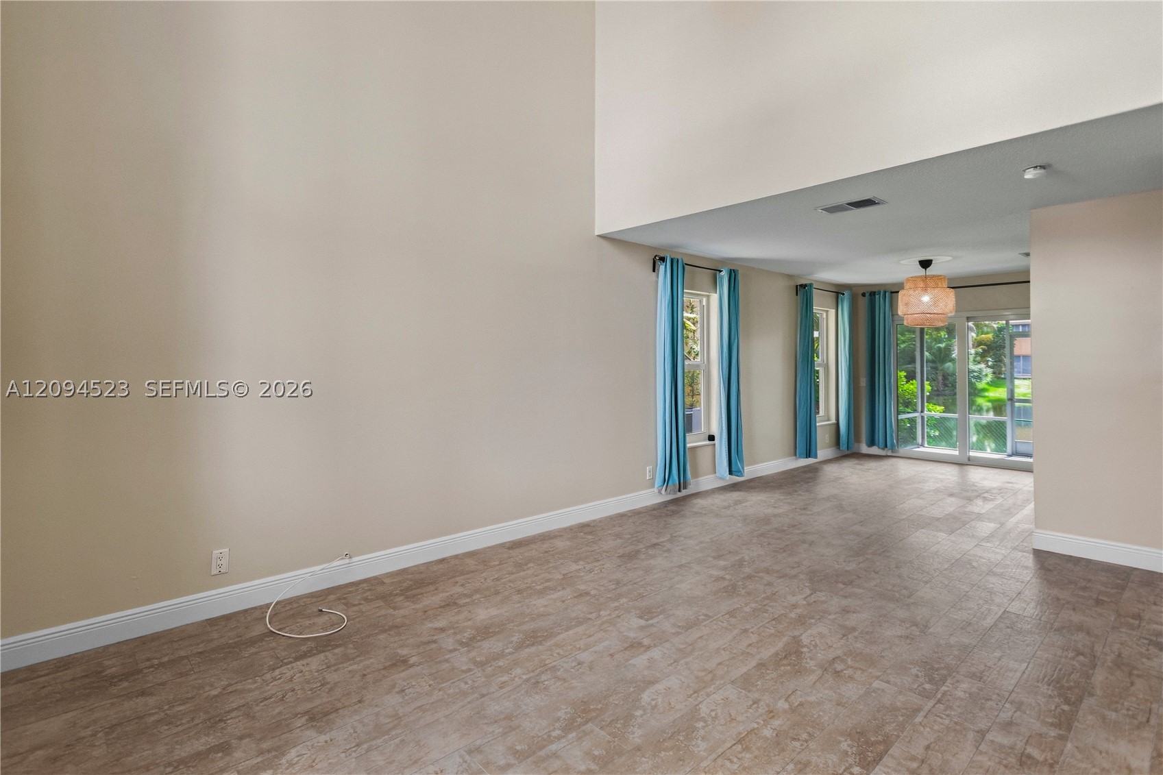7504 Viscaya Cir, Margate FL 33063
