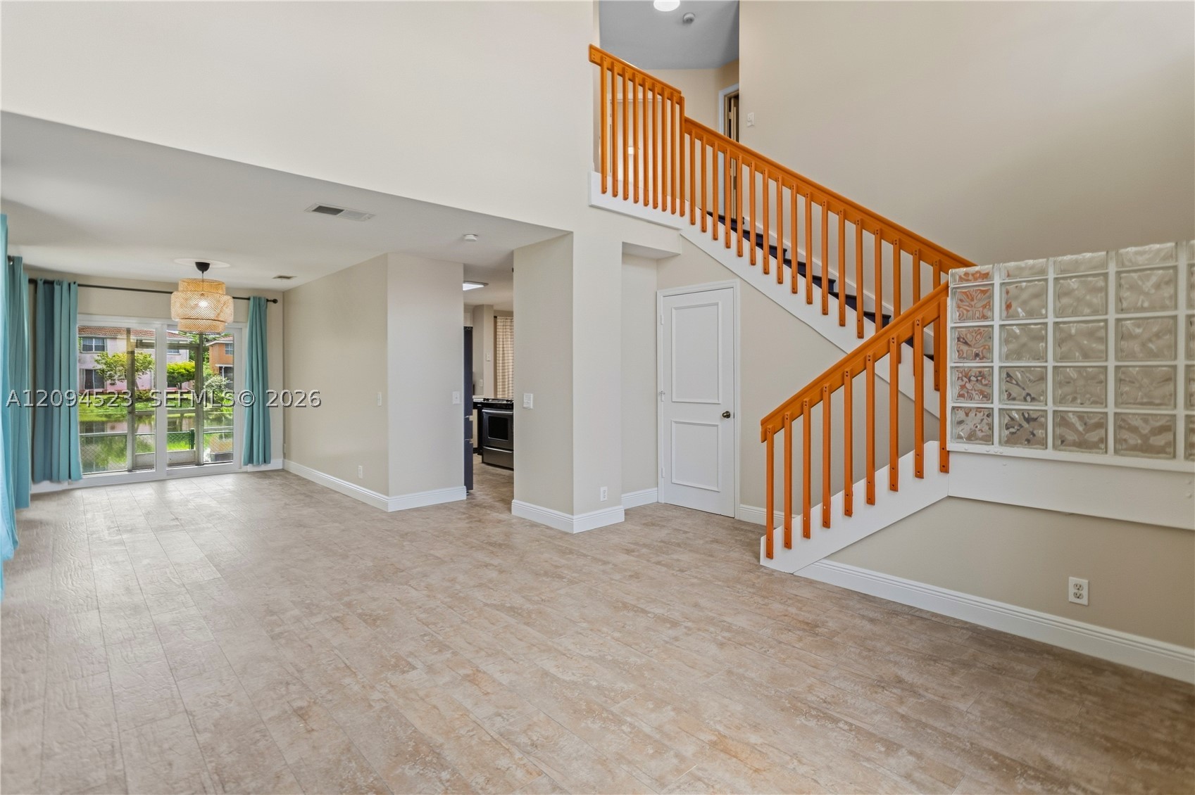 7504 Viscaya Cir, Margate FL 33063
