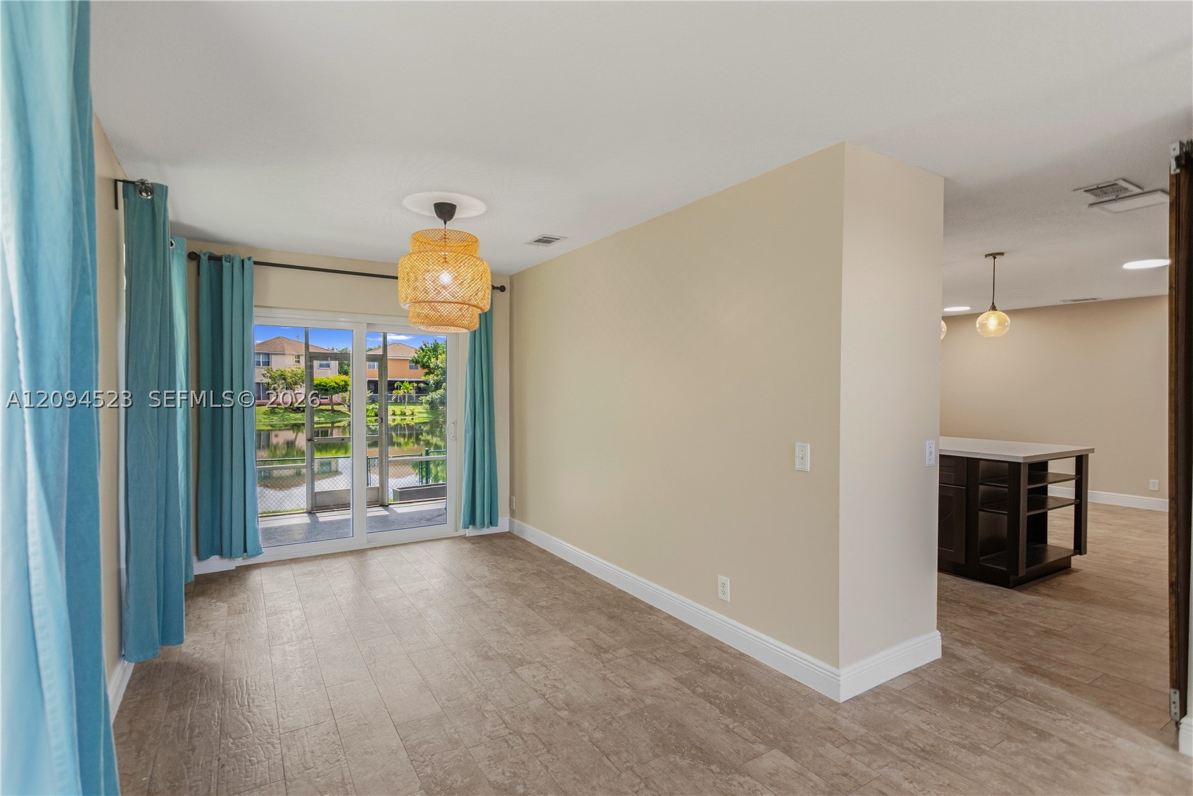 7504 Viscaya Cir, Margate FL 33063