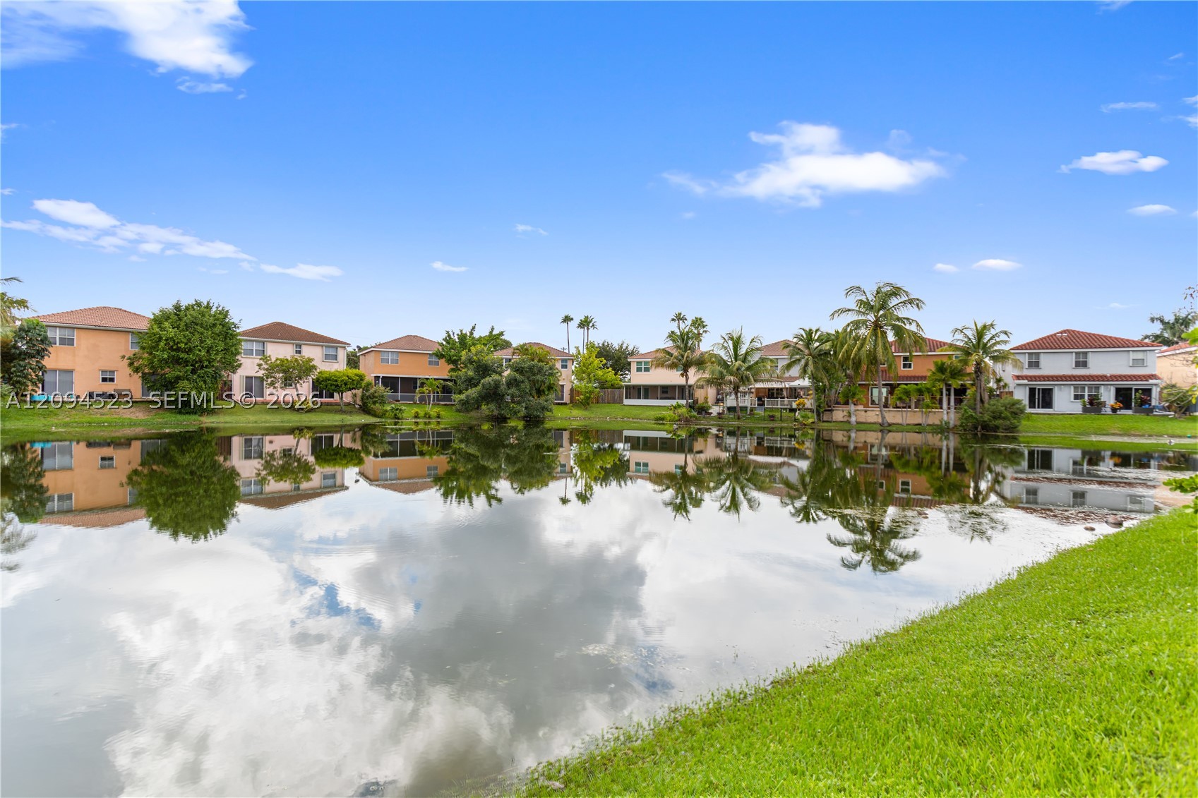 7504 Viscaya Cir, Margate FL 33063