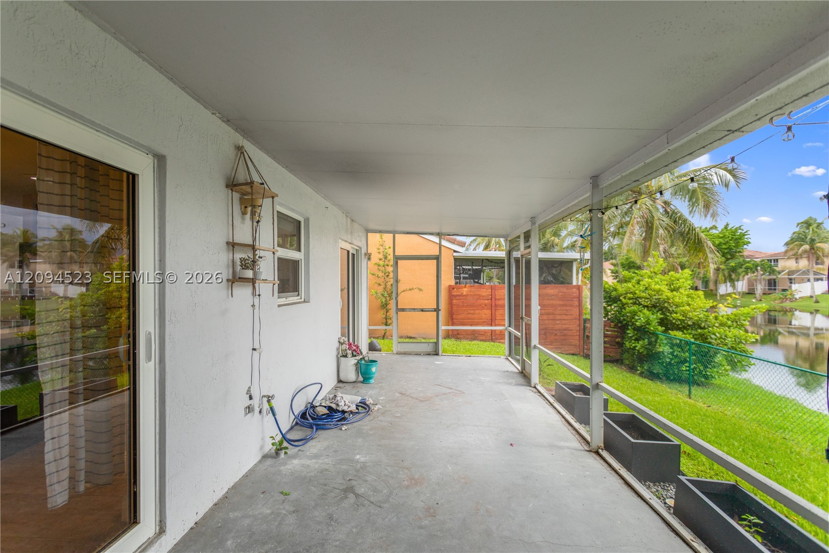 7504 Viscaya Cir, Margate FL 33063