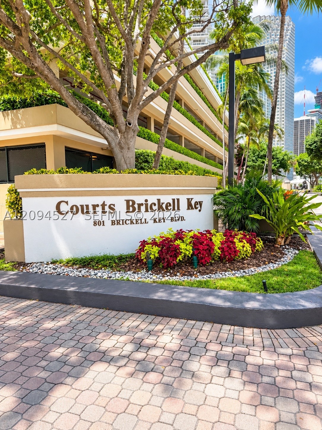 801 Brickell Key Blvd #2108, Miami FL 33131