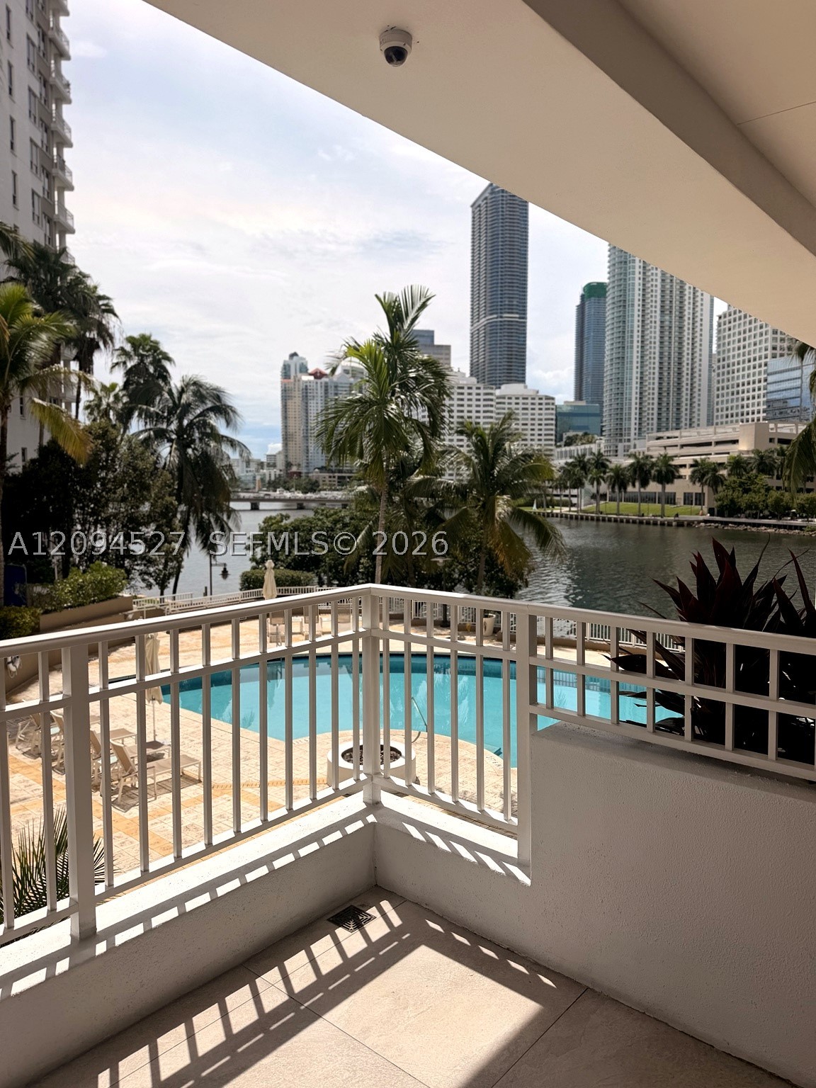 801 Brickell Key Blvd #2108, Miami FL 33131