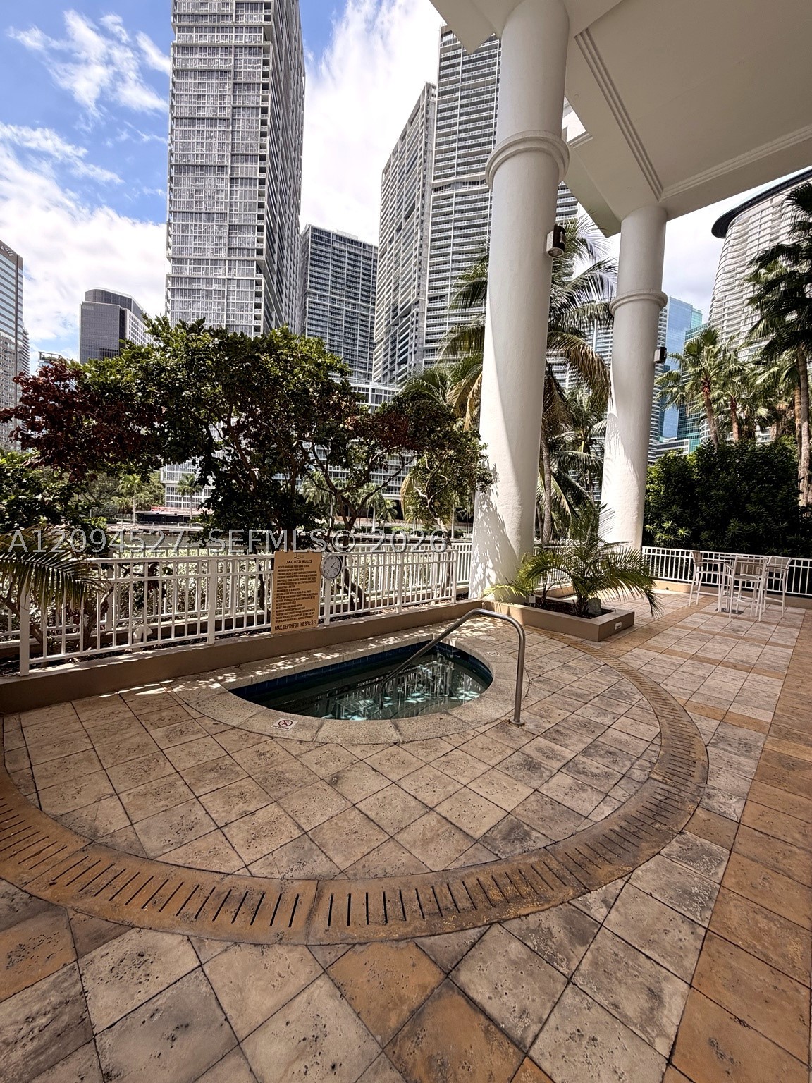 801 Brickell Key Blvd #2108, Miami FL 33131