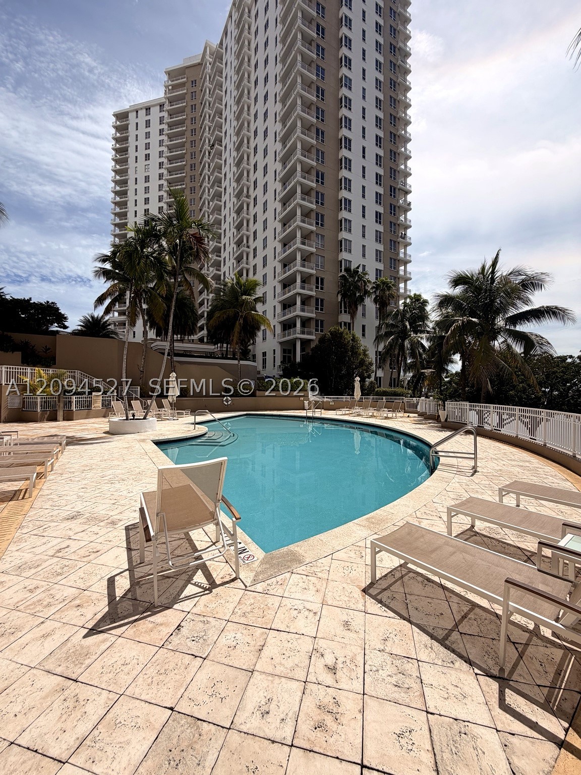 801 Brickell Key Blvd #2108, Miami FL 33131