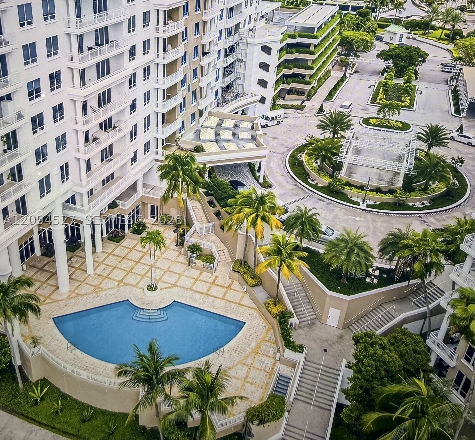 801 Brickell Key Blvd #2108, Miami FL 33131