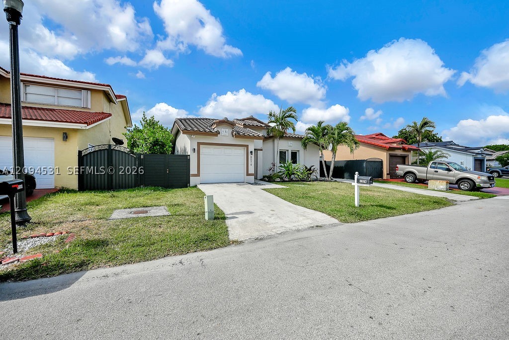 8574 SW 211th Ter, Cutler Bay FL 33189