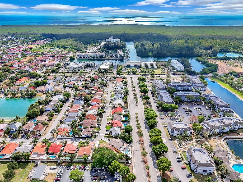 8574 SW 211th Ter, Cutler Bay FL 33189