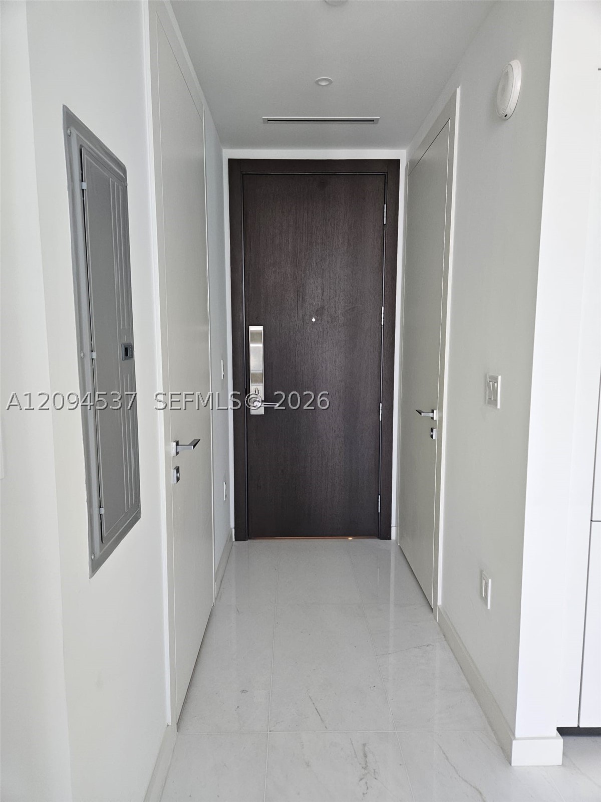 300 Biscayne Boulevard Way #2208W, Miami FL 33131