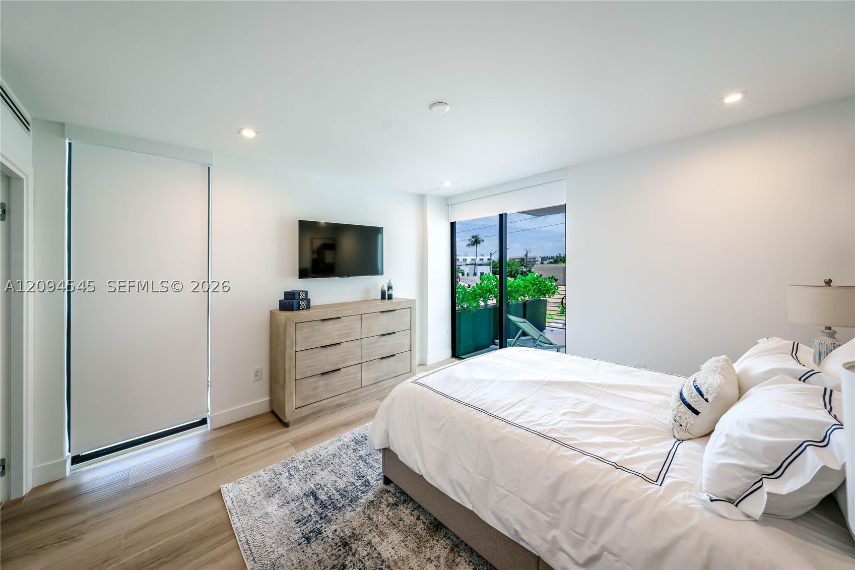 1930 Bay Dr #2, Miami Beach FL 33141
