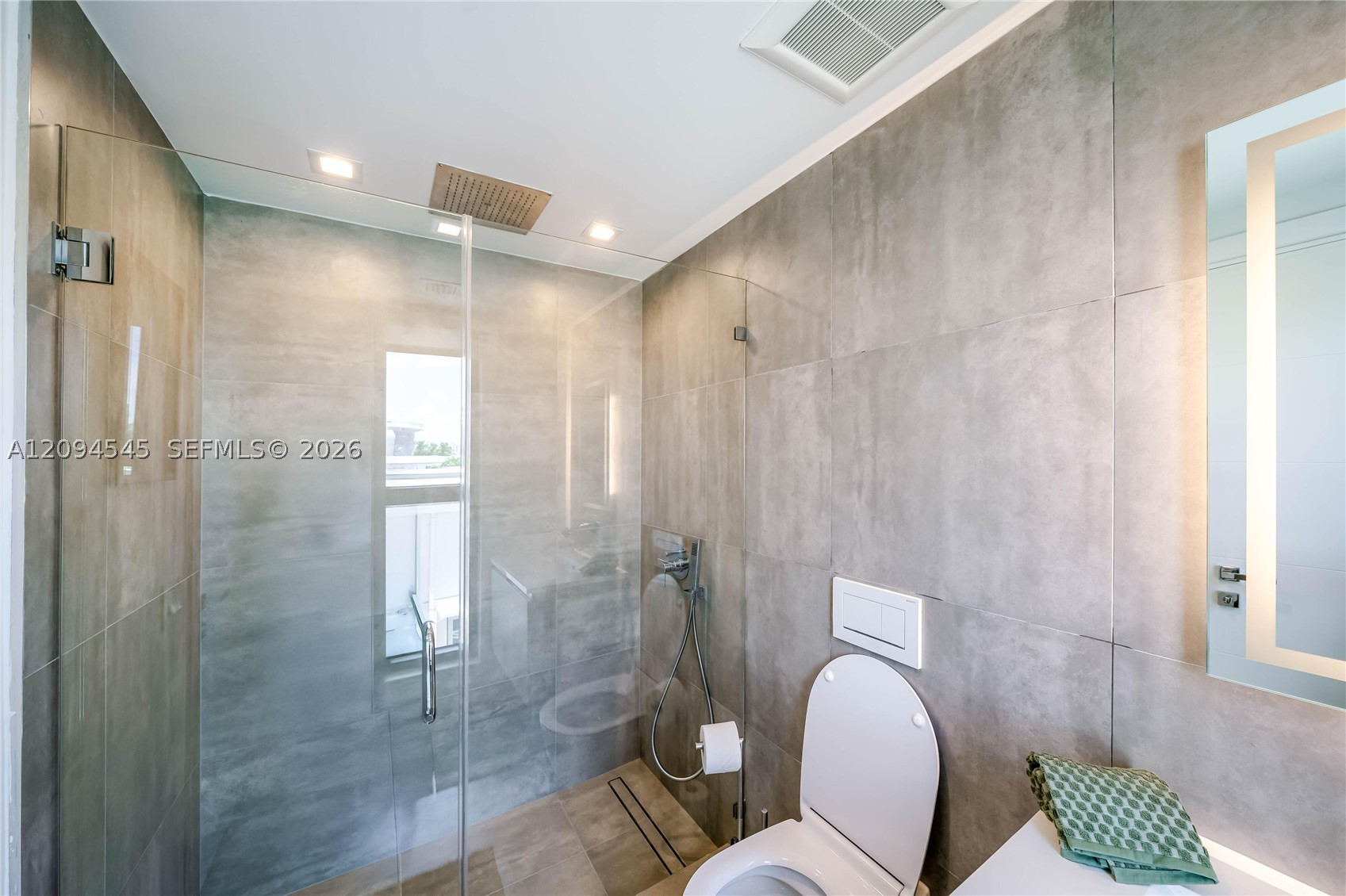 1930 Bay Dr #2, Miami Beach FL 33141