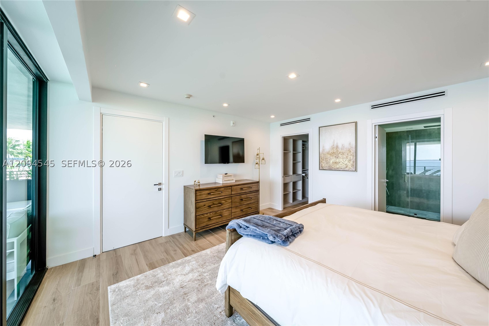 1930 Bay Dr #2, Miami Beach FL 33141