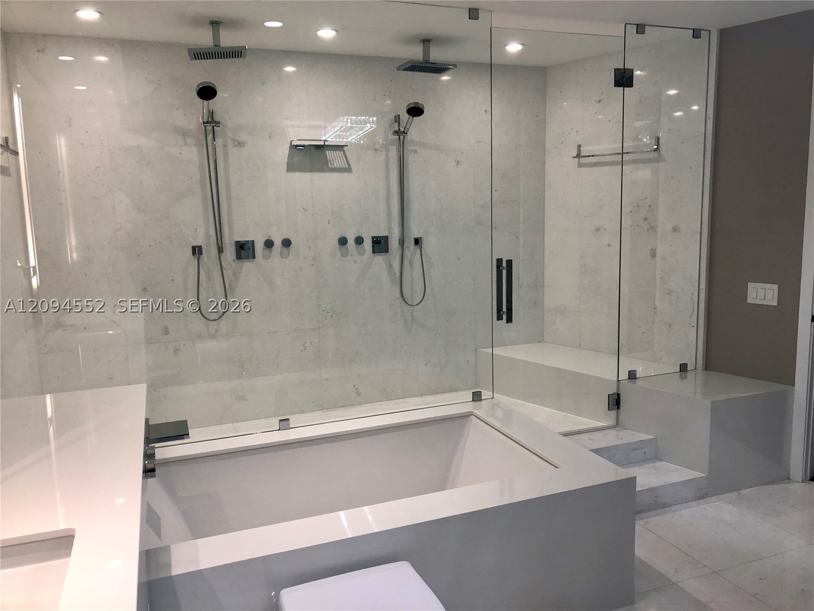18555 Collins Ave #2903, Sunny Isles Beach FL 33160