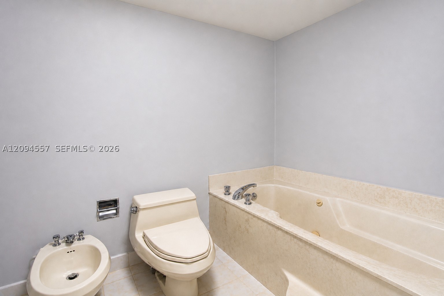 520 Brickell Key Dr #A1113, Miami FL 33131