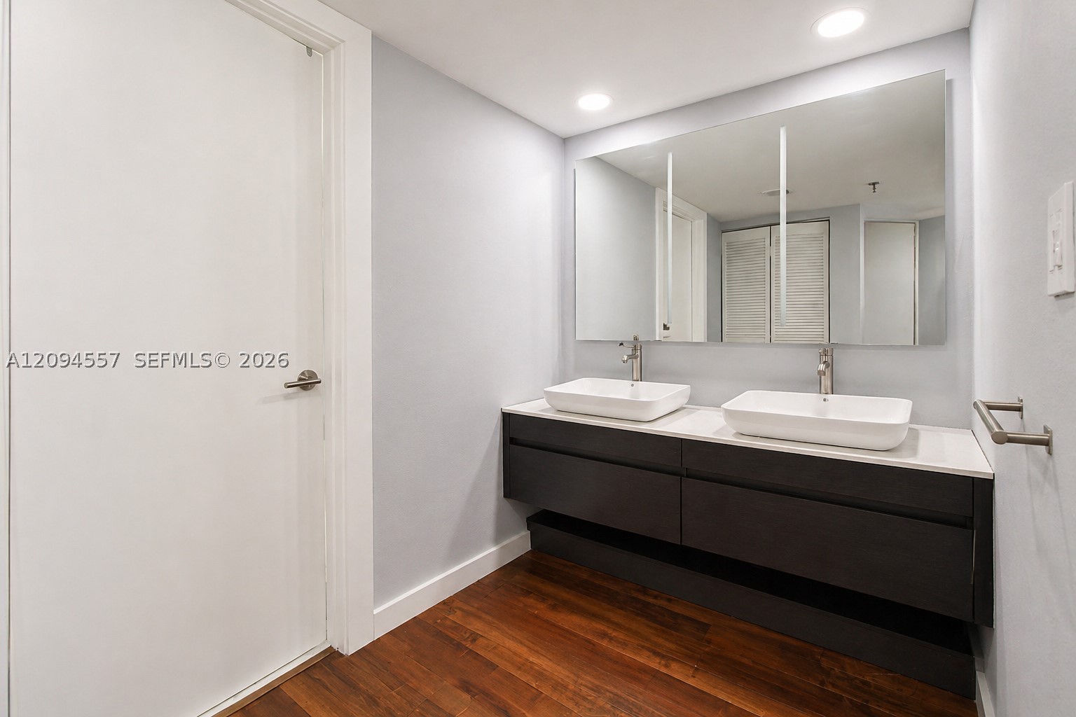 520 Brickell Key Dr #A1113, Miami FL 33131