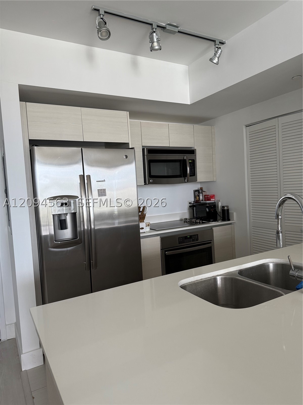 4250 Biscayne Blvd #1618, Miami FL 33137