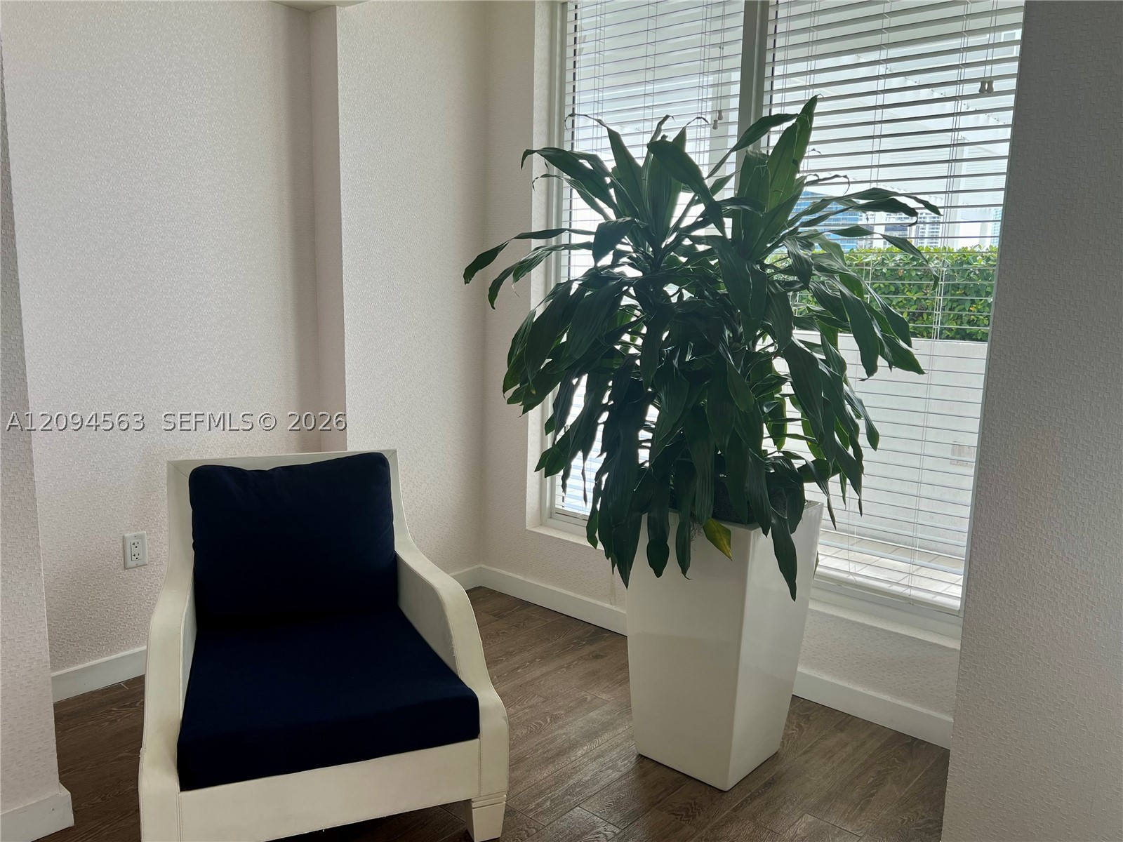 4250 Biscayne Blvd #1618, Miami FL 33137