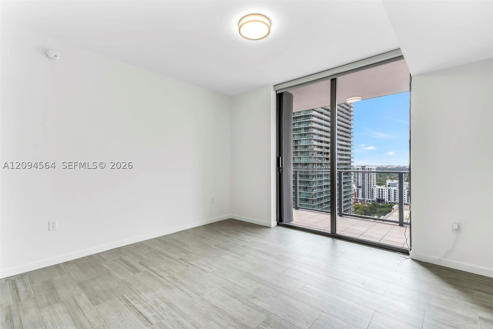 1000 Brickell Plaza #2304, Miami FL 33131
