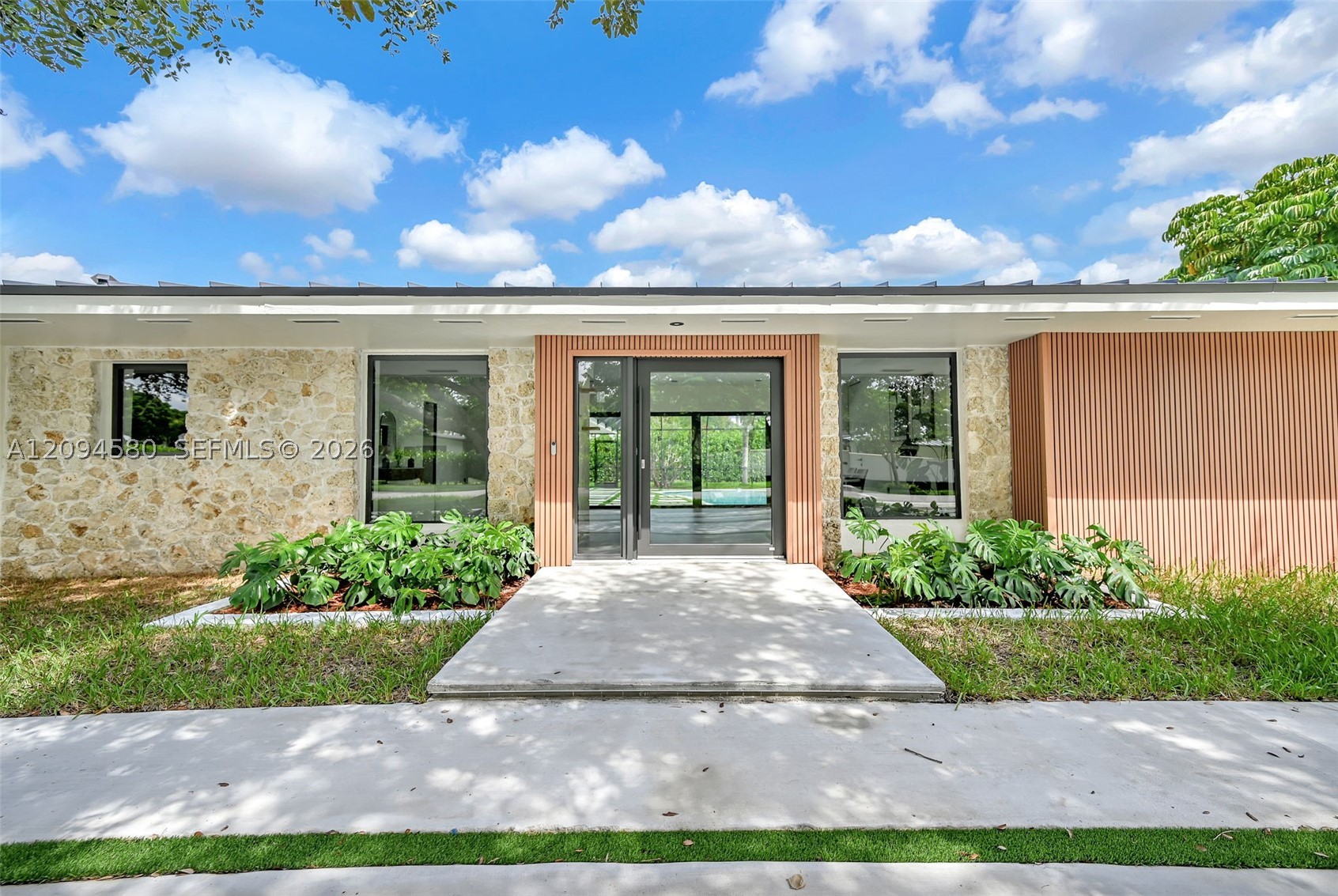 15471 SW 83rd Ave, Palmetto Bay FL 33157