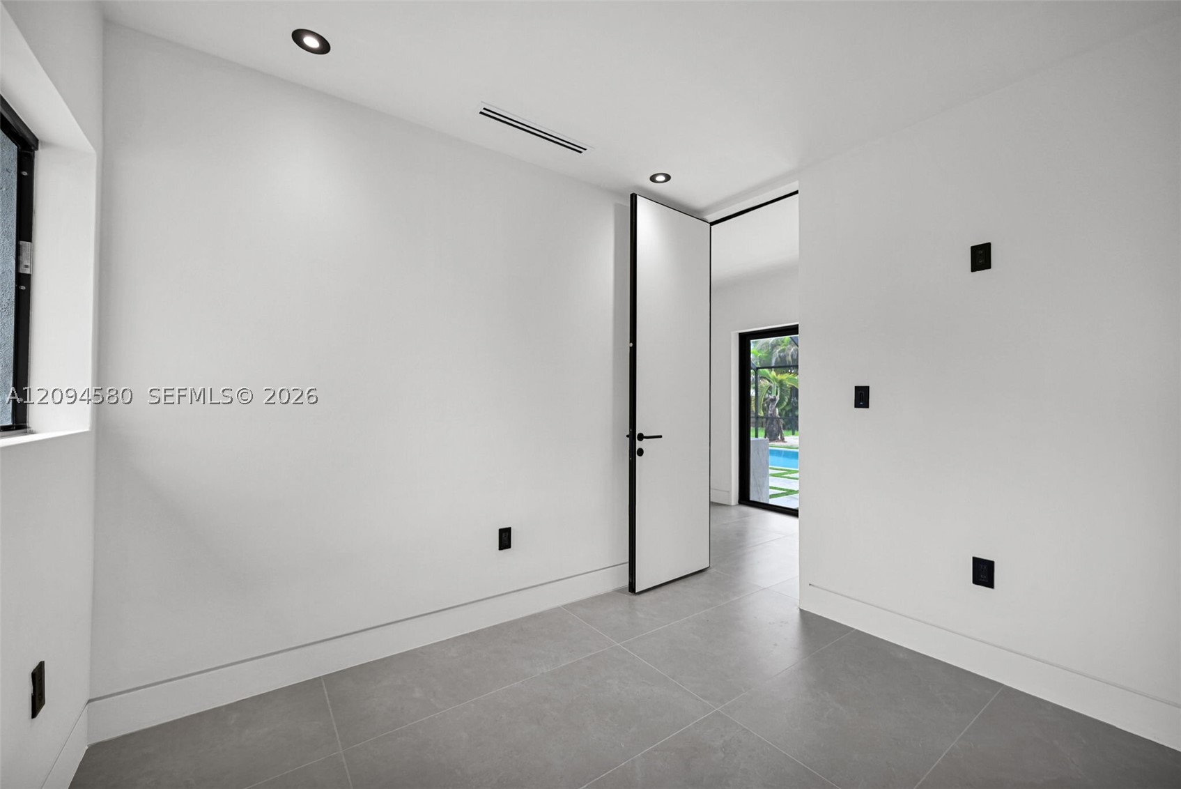 15471 SW 83rd Ave, Palmetto Bay FL 33157