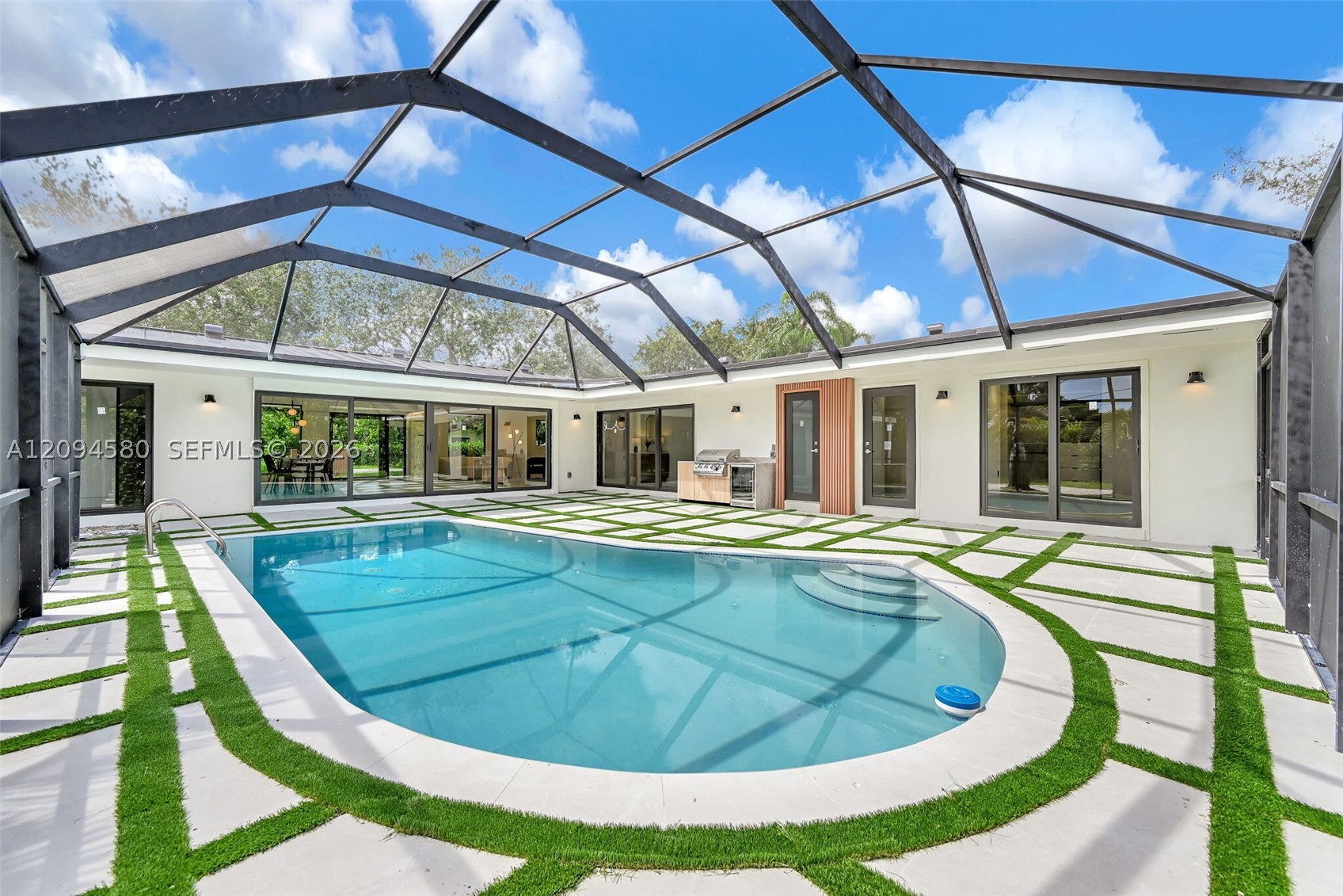 15471 SW 83rd Ave, Palmetto Bay FL 33157