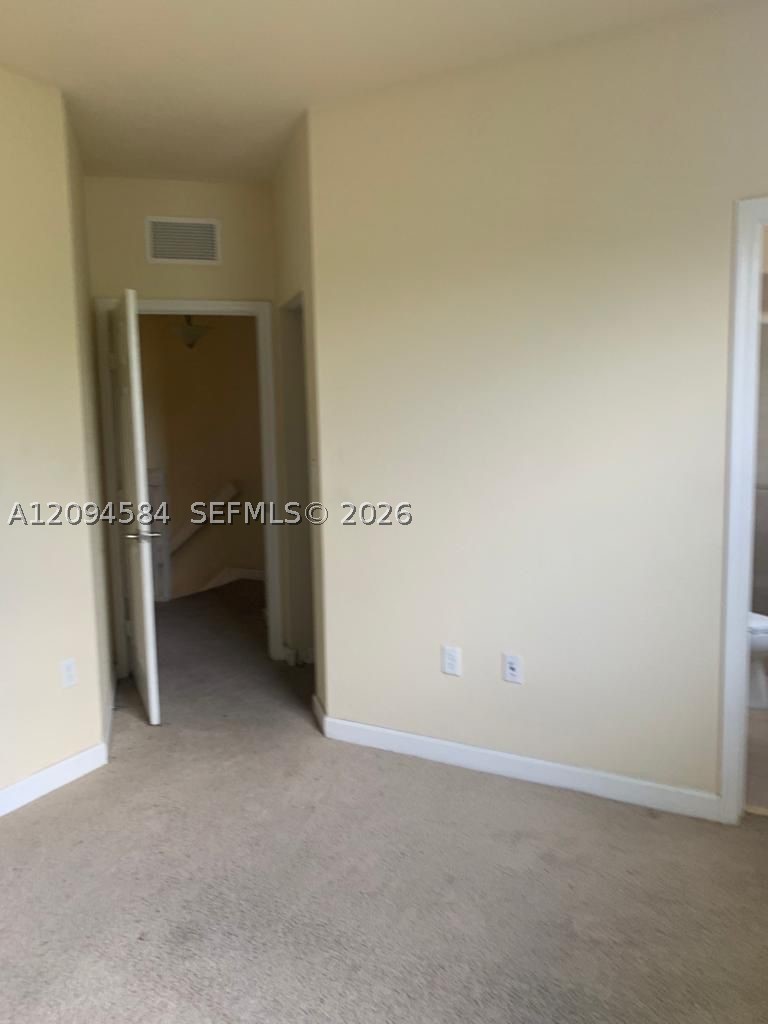 142 SE 28th Ter #10, Homestead FL 33033
