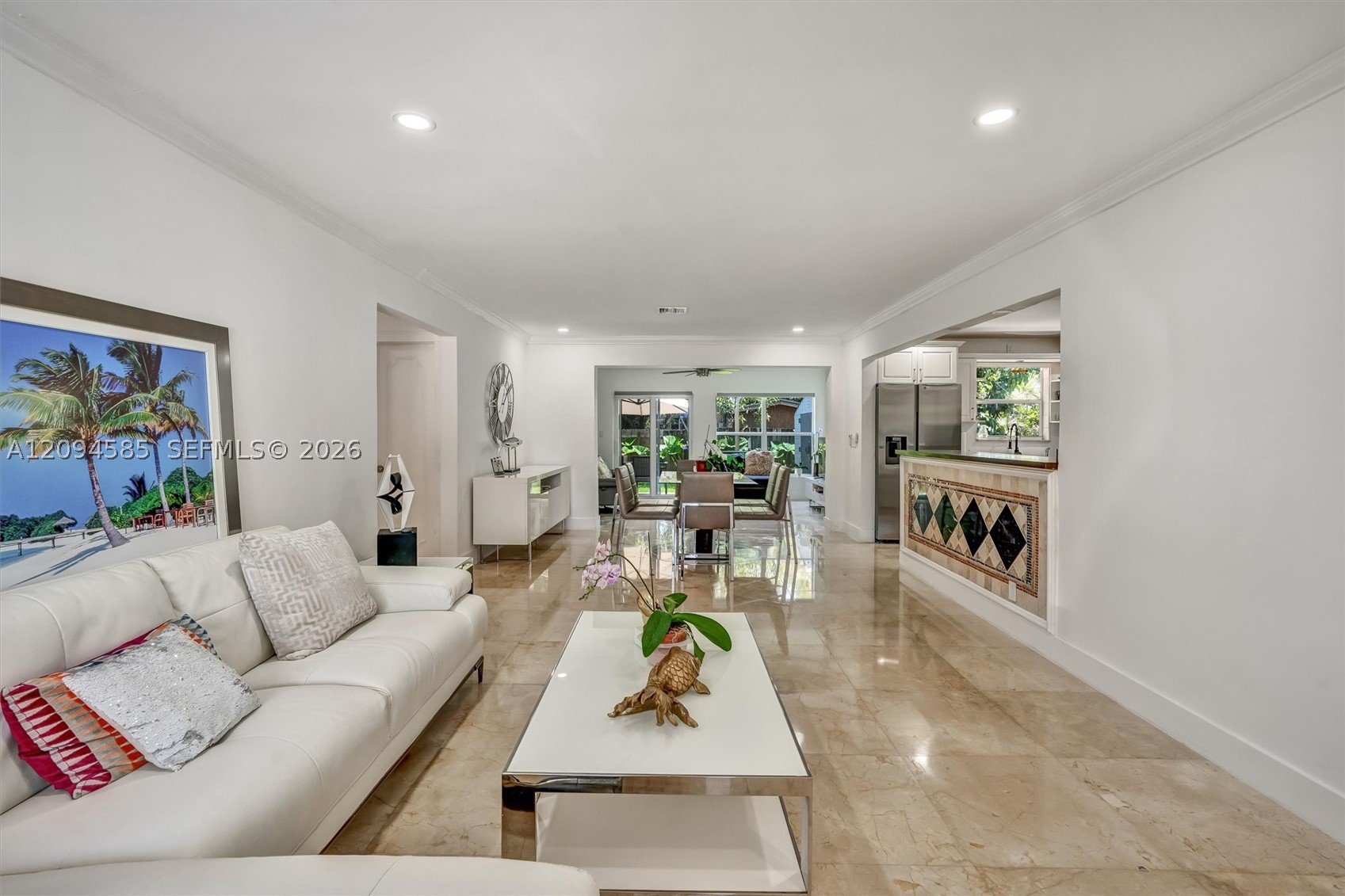 814 NE 4th St #814, Hallandale Beach FL 33009
